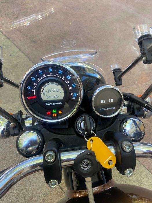 Royal Enfiled Meteor 350 (como nova)