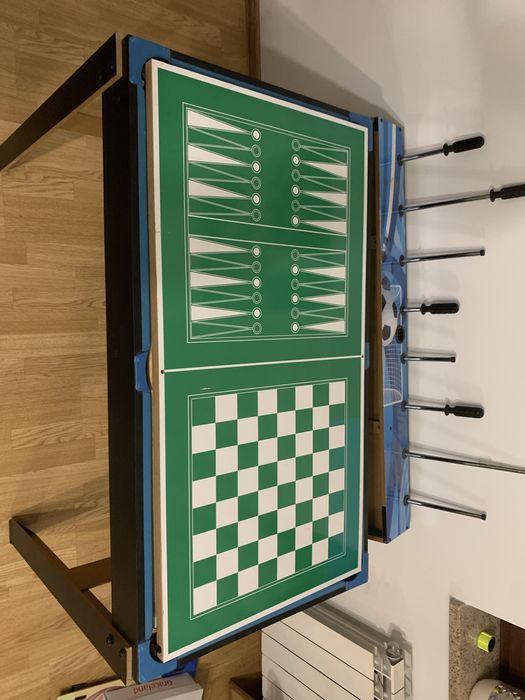 Stół bilardowy pilkarzyki