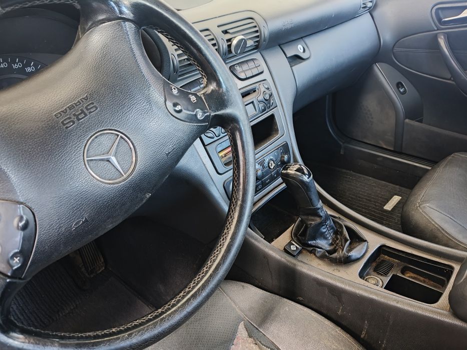 Vendo Mercedes c 200 compressor 2002 GPL 370000 KLM