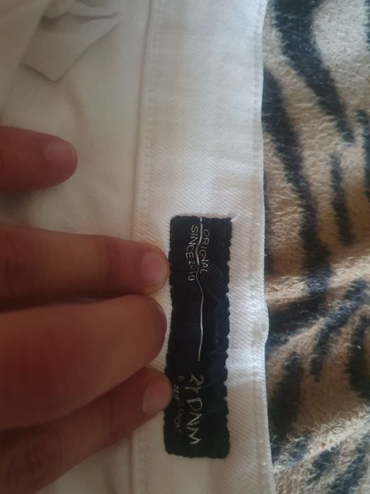 Продам джинсы 29 размер