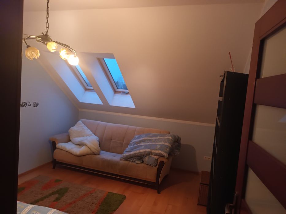 Wynajmę umeblowany pokój z dostępem do kuchni,łazienki