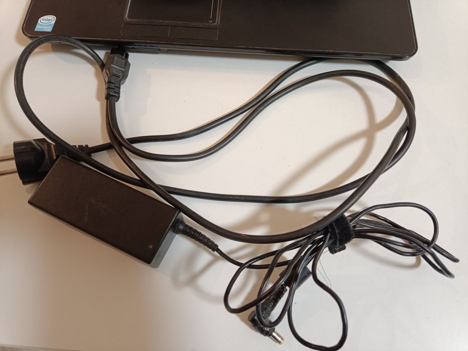 Laptop Acer Emachines E725 | T4200 | 1x2 GB RAM | DVD | 15,6" HD