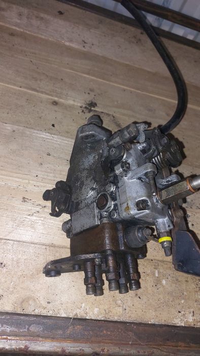 Паливний насос високого тиску ТНВД 2.4D Volkswagen Transporter T4 AAB