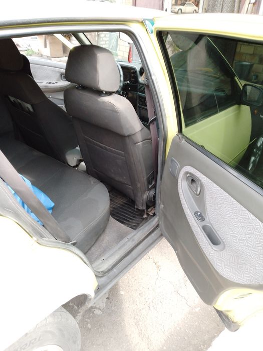 Нексия 2006г. 1.5 8кл. газ 2 1000$ без торгов.