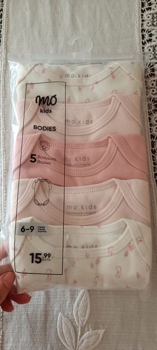 Pack de bodies para bebé menina 6-9 meses