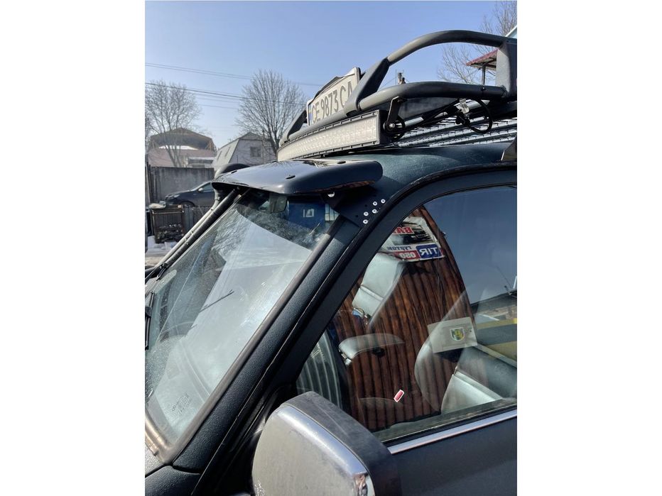 Toyota Land Cruiser 80 1990-1997 рр. Козирок на лобове скло