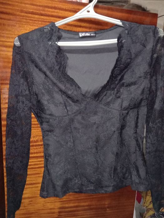 Кофта гіпюрова жіноча