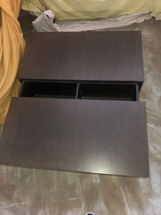 Mesa de centro usada em muito bom edtado.