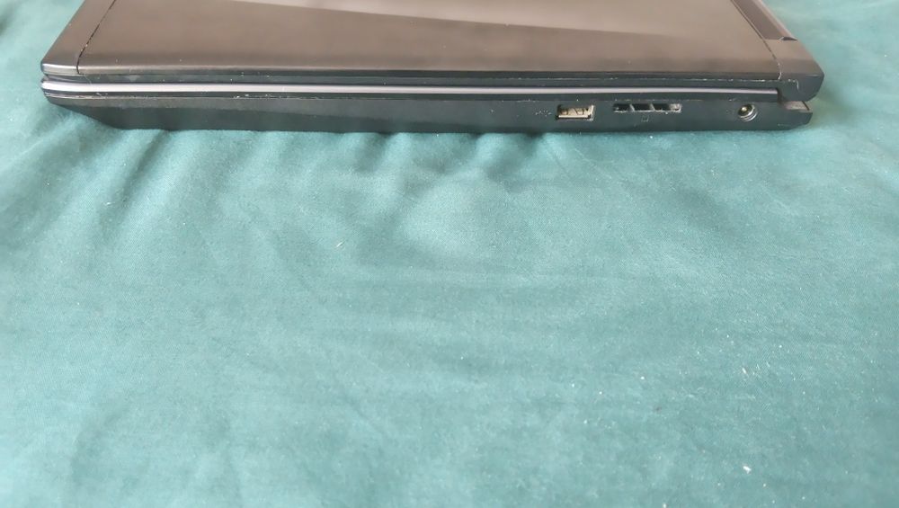 Laptop MSI  i7/16GB/GTX1050Ti/17.3"