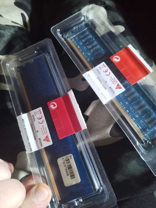 Оперативная память ddr3 2x2 gb