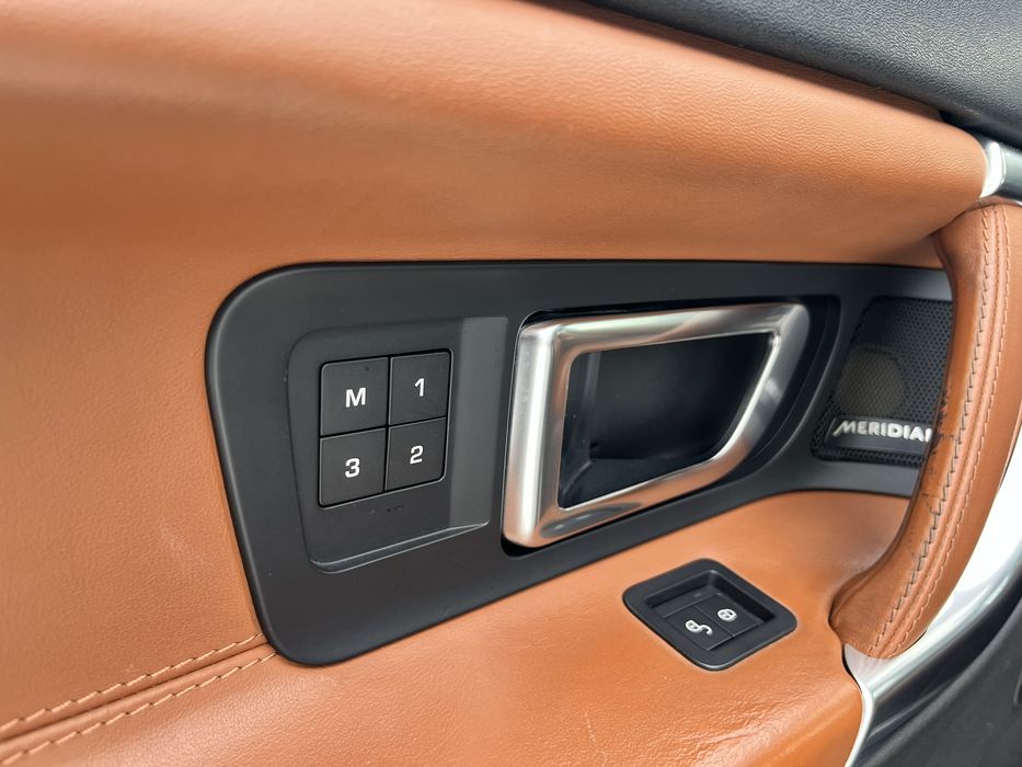 Land Rover Discovery Sport HSE Luxury