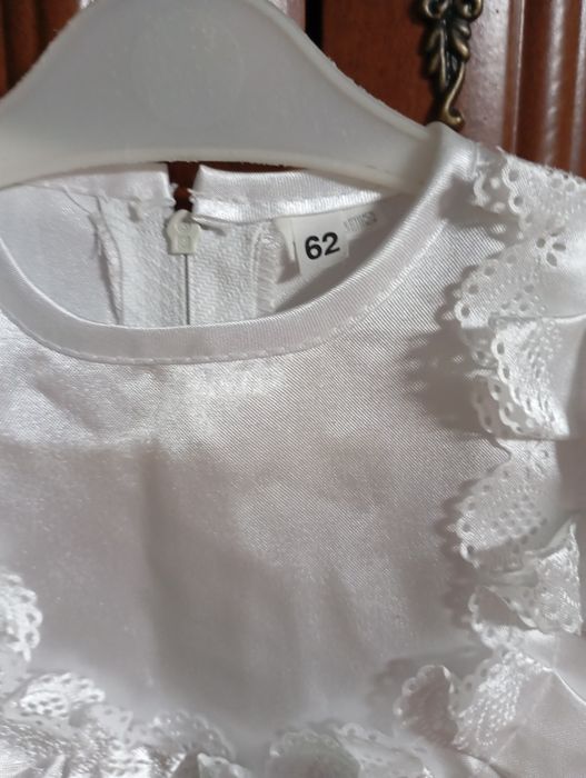 Красиве платечко на христини на  свято празник