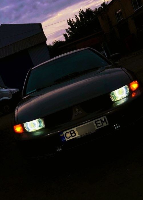 Mitsubishi Galant 8 (2004 року)