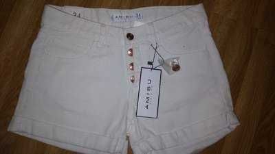 Шорты новые белые 34р. S 160р. Amisu