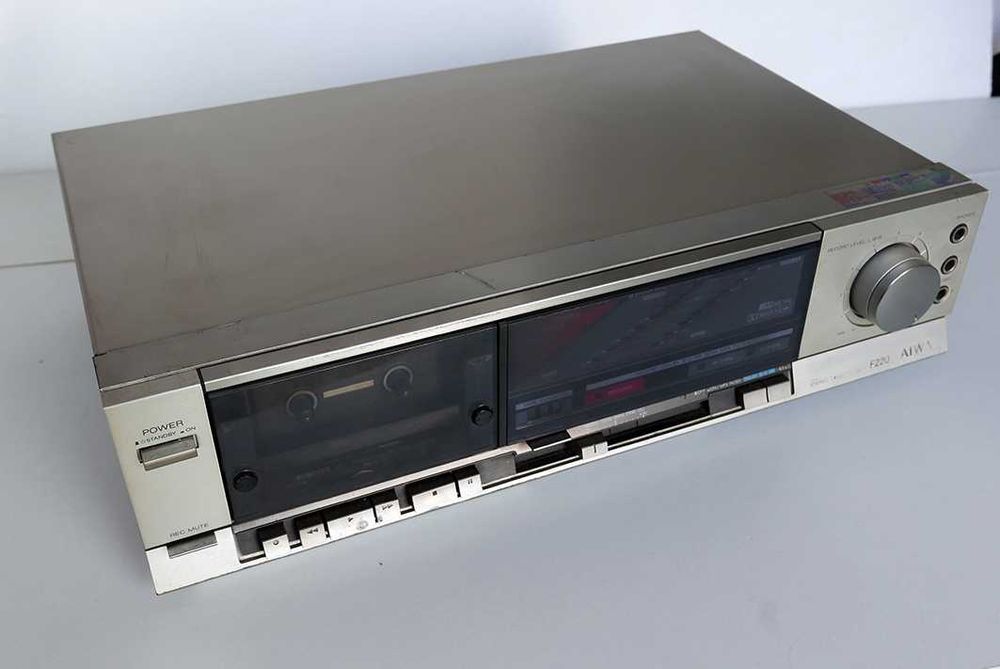 Deck de cassetes Aiwa F220