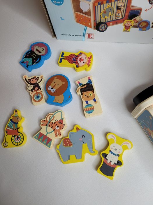 Дерев'яний автобус іграшка сортер цирк kiddiland