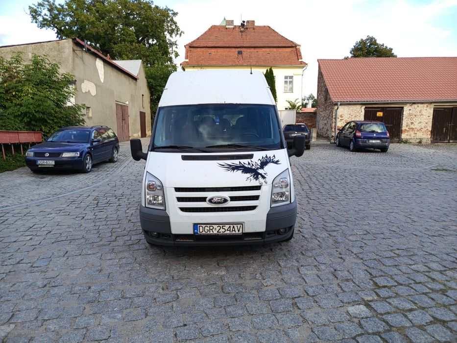 Ford Transit 2010 r. 9 osobowy