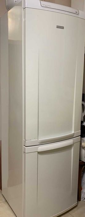Холодильник вживаний Electrolux 60*60*180