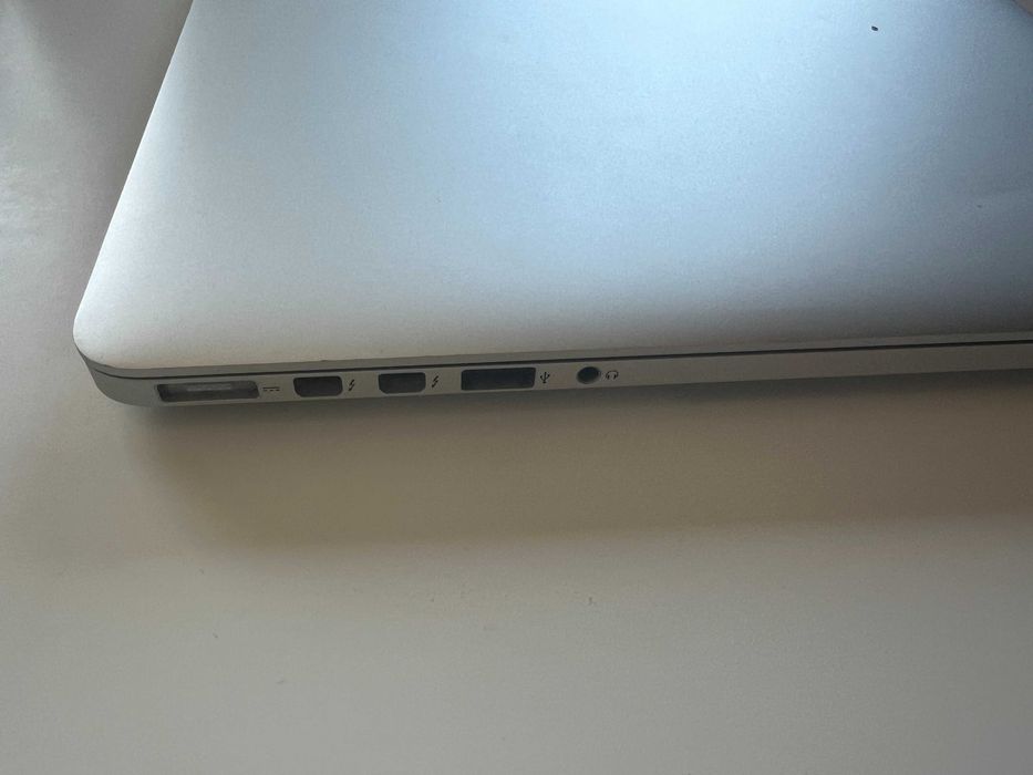 MacBook Pro Retina 15 A1398 z nową baterią