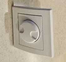 Діммер Schneider 500вт з вимикачем