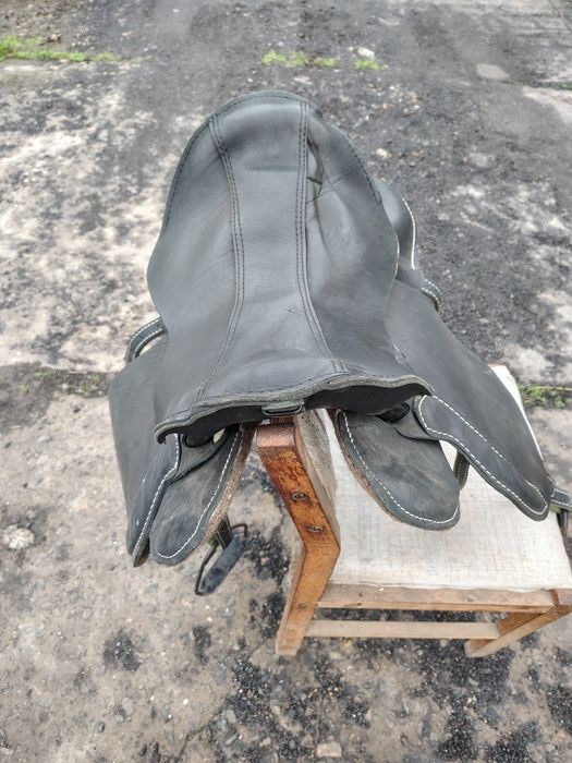 Продам нові сідла