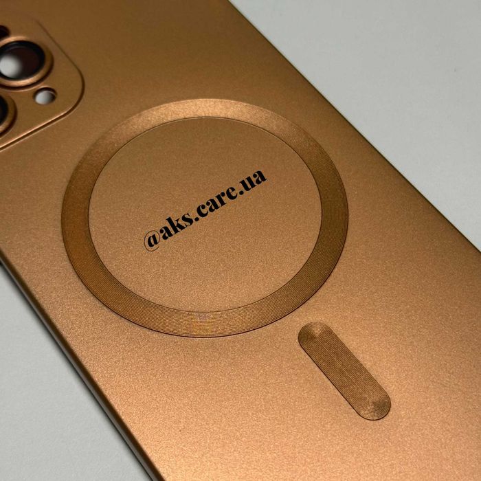 Золотий Бронзовий силіконовий чохол MagSafe протиударний лінзи iPhone