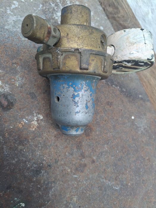 Редуктор для зниження тиску балона ссср