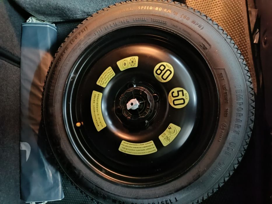 Pneu suplente Peugeot 208
