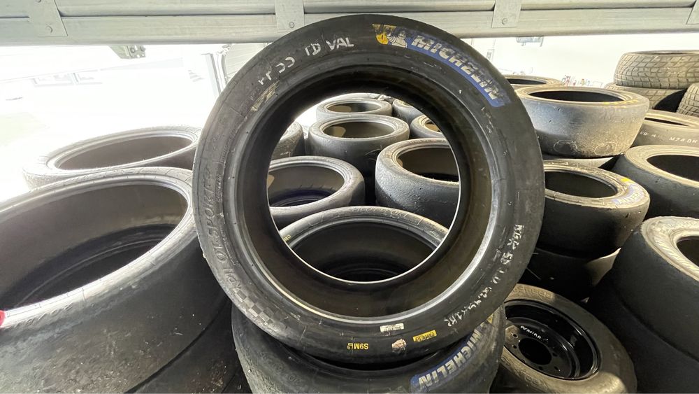 Slick Jante 17 Michelin Pilot Sport H1 e S9M 200/610R17