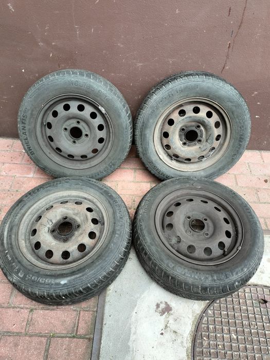 Sprzedam felgi stalowe rozmiar 14.