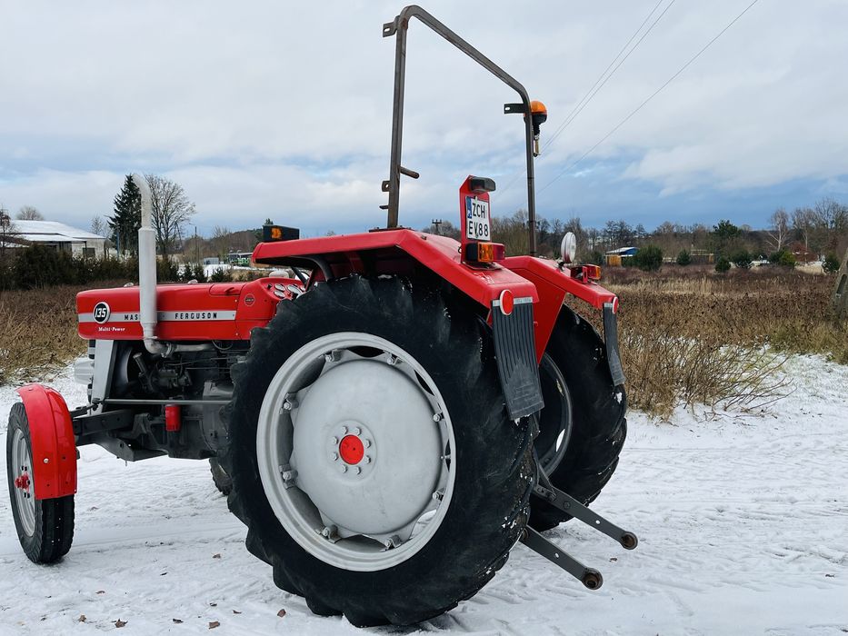 Massey Ferguson 135, 255
