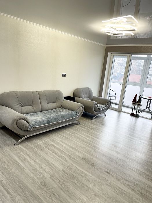 3-х кімнатна квартира подобово Соборності 42