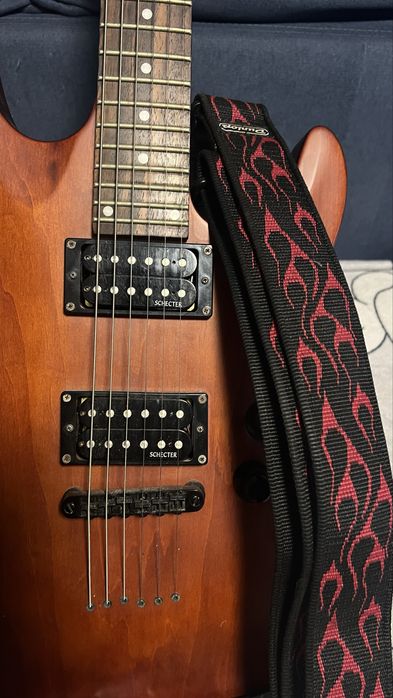 Гитара електронная Schecter Diamond Series Omen-6 2010 Walnut Satin – Used