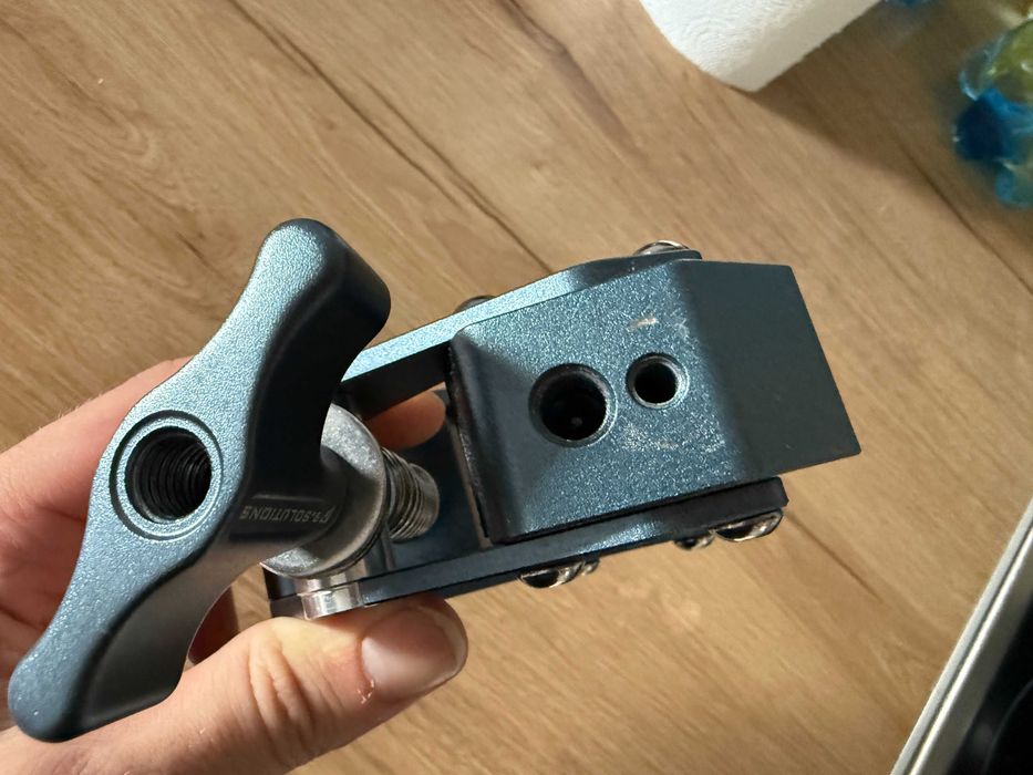 9.solutions Savior Clamp With Socket