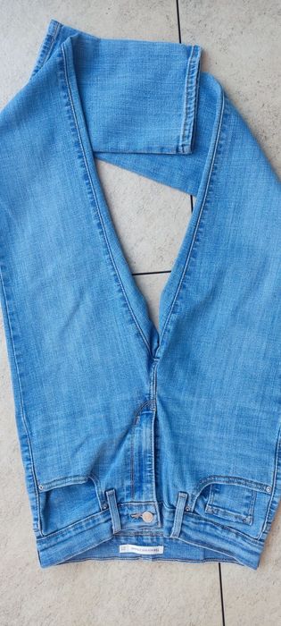Levi's jeans rozm. 27