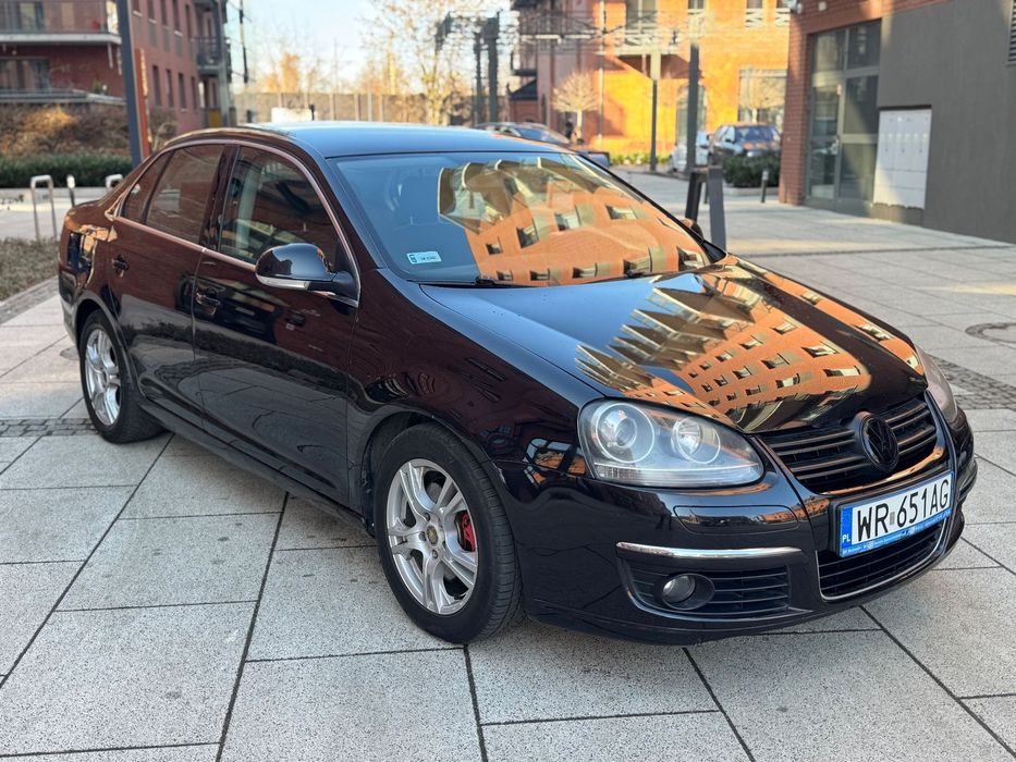 Volkswagen Jetta Volkswagen Jetta 2.0 FSI Turbo – bez rdzy, DSG, bogate wyposażenie