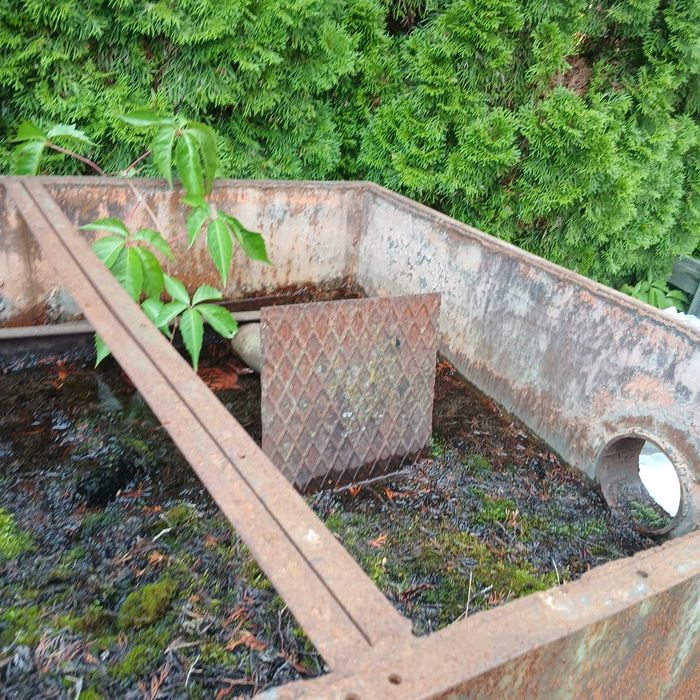 Zbiornik stalowy otwarty 2m x 1m x 0.3m