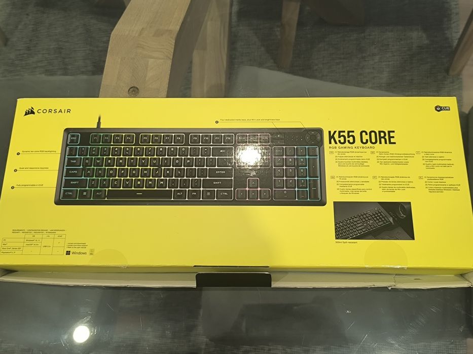 Teclado Corsair RGB
