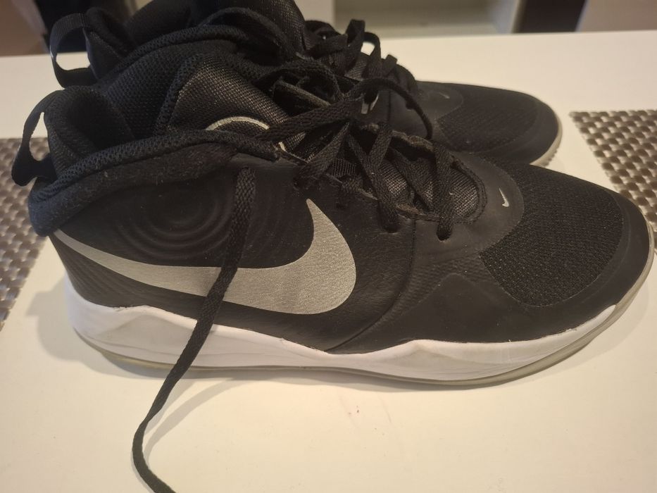 Buty sportowe NIKE rozm.40