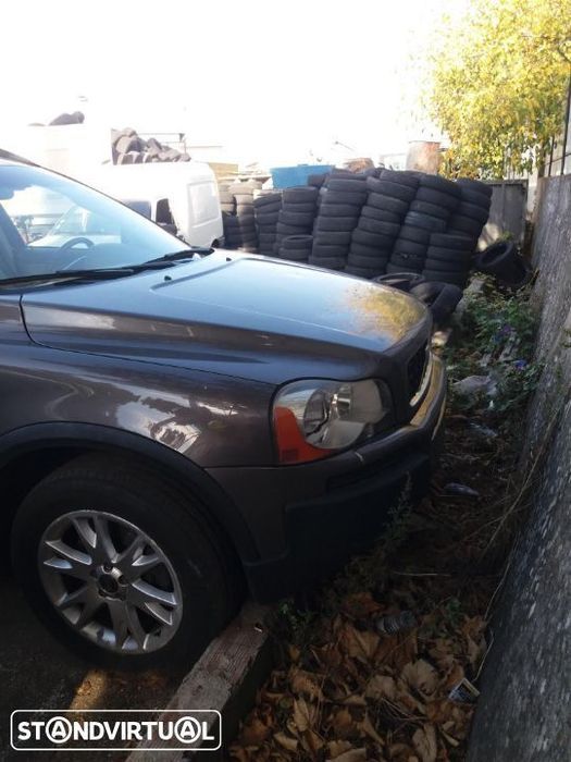Volvo XC 90 D5 AWD de 2005 para peças