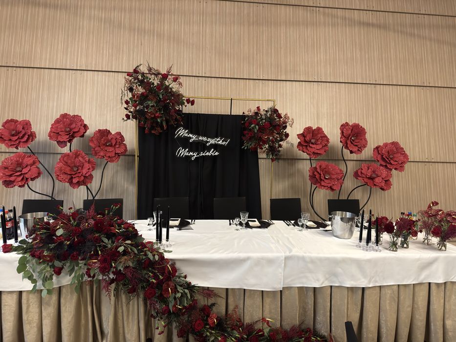 Ozdoby ślubne- giga kwiaty