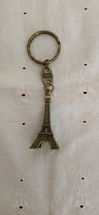Porta-chaves Torre Eiffel, novo