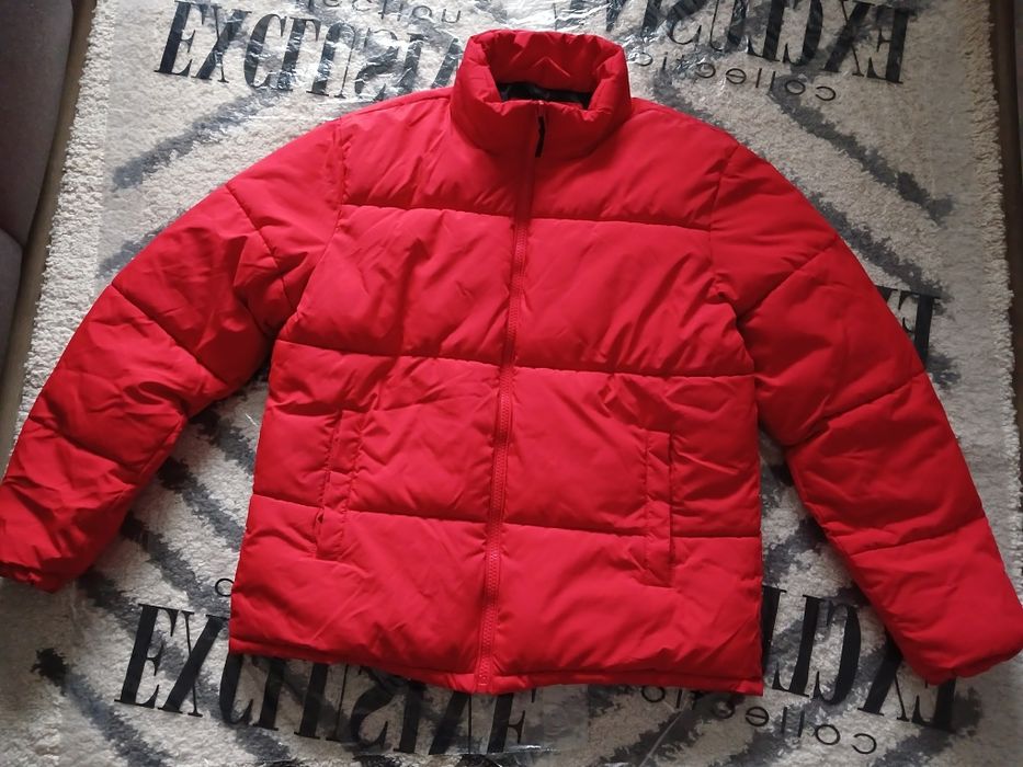 Куртка червона куртка