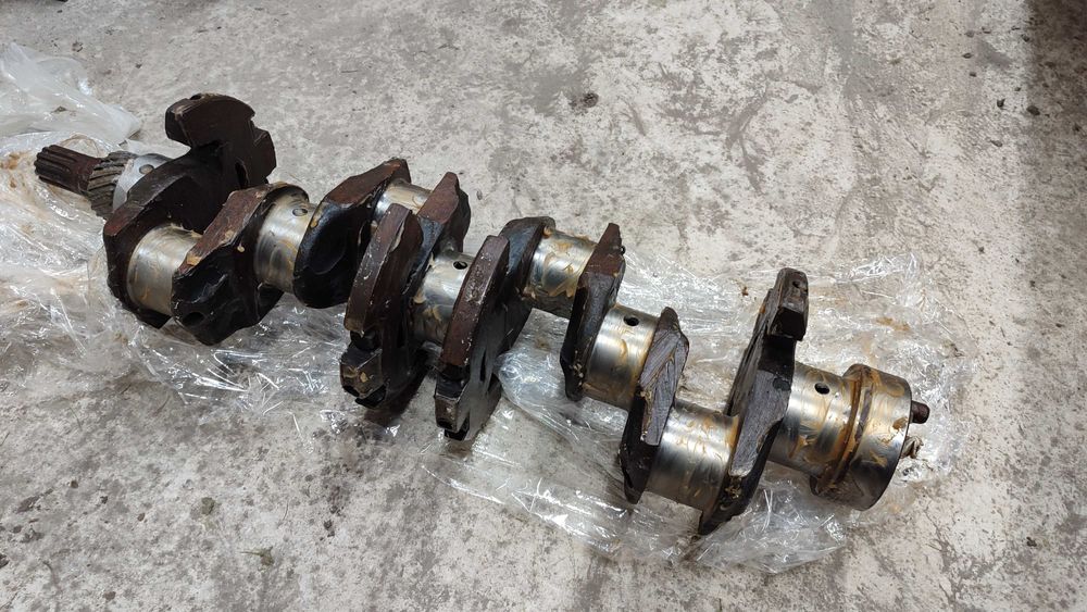 Коленвал коленчатый вал трактора МТЗ Д240 к Н2 ш Р1  проточеный СССР