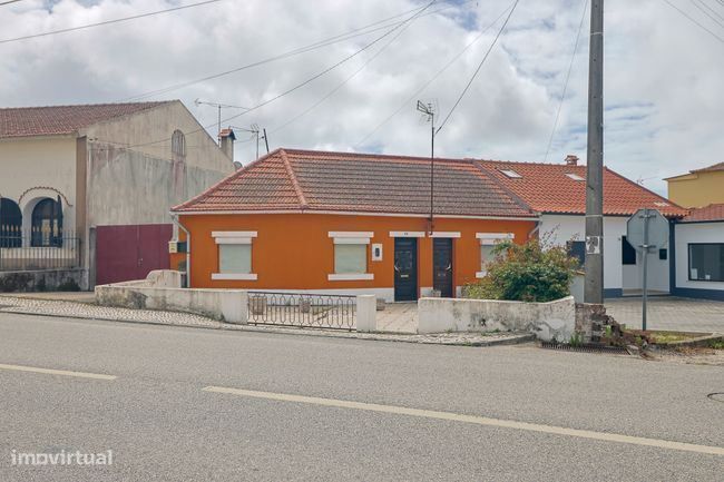 Moradia versátil a escassos minutos da praia, Lavos
