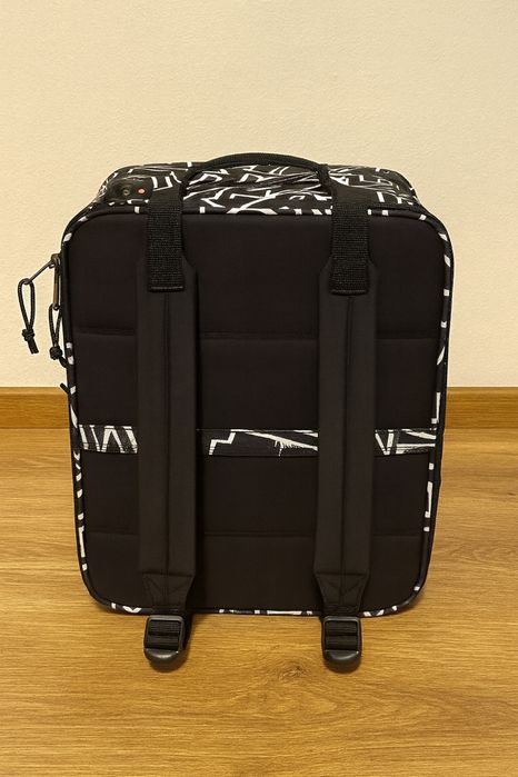 Mochila transformável em saco Eastpak