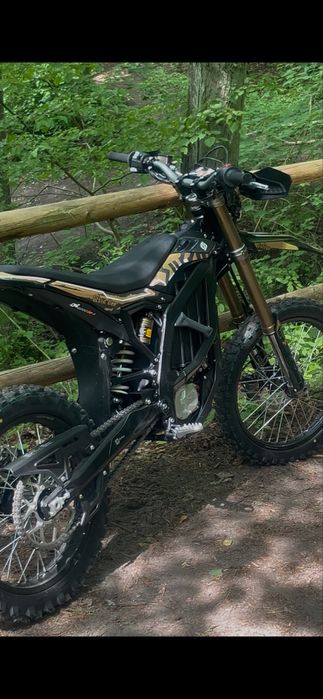 Surron Ultra bee 2025 Supermoto