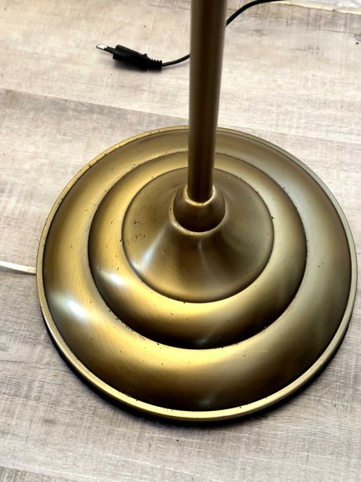 Candeeiro elegante para sala de estar