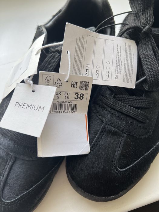 Шкіряні кросівки reserved 38 р