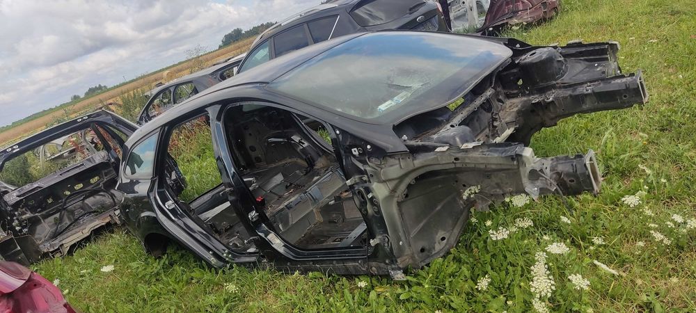 Szkielet nadwozia ford focus MK3 ćwiartki
